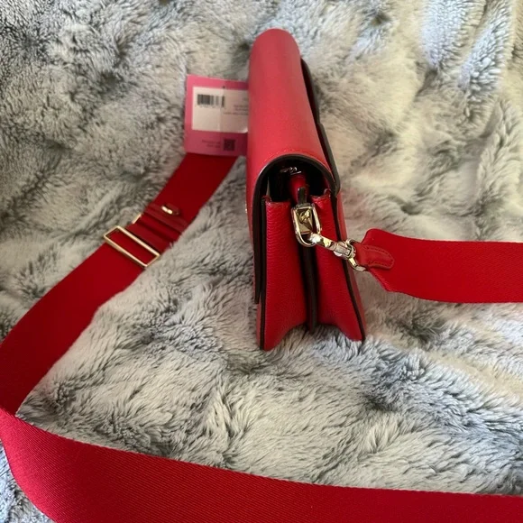 Kate Spade New York – Leila Medium Flap Crossbody (Red) - Picture 5 of 7